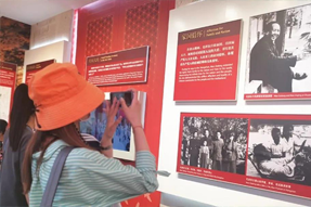 不忘初心参观双清别墅，重温党史感受革命情怀 ——凯发k8官网国际党委赴香山双清别墅召开主题党日活动